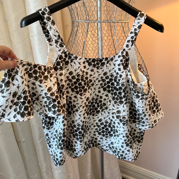 Club Monaco Moss Green and Cream Crop Blouse Top - Picture 3 of 6